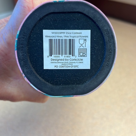 Corkcicle & Vineyard Vines 25oz Canteen, pink w the palm fronds & white flowers - Picture 6 of 10